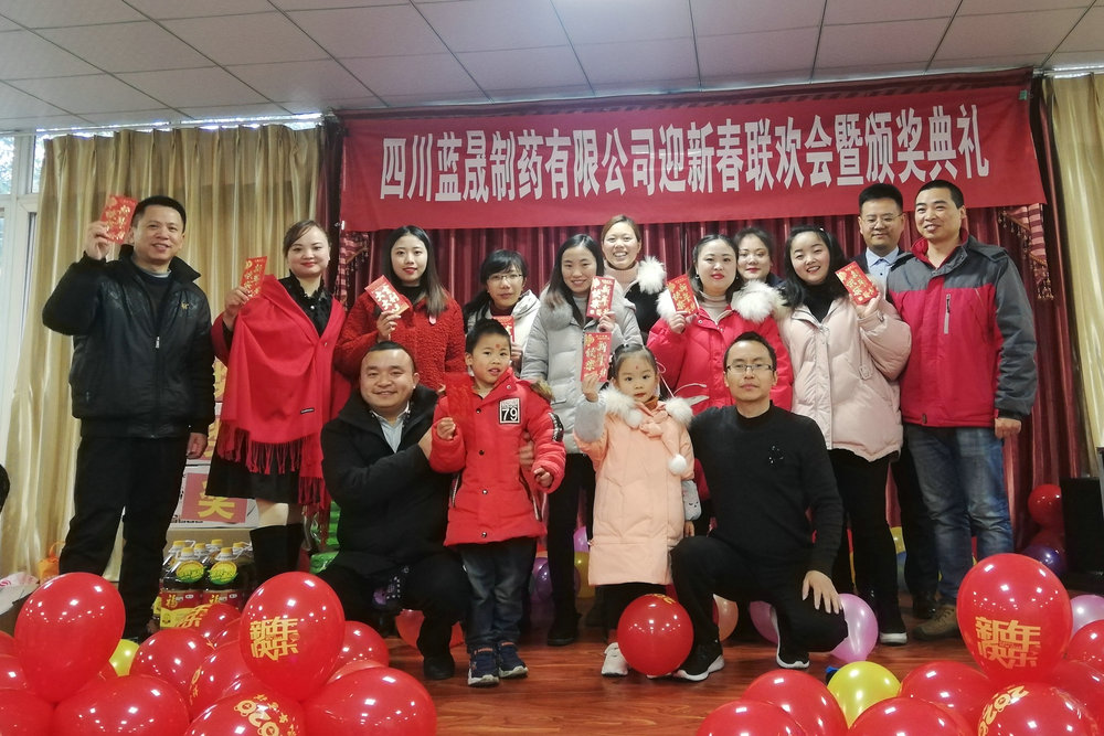 辦公室員工.jpg