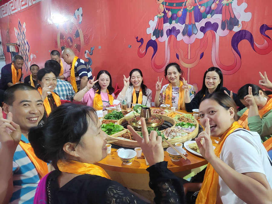 藏族美食3.jpg